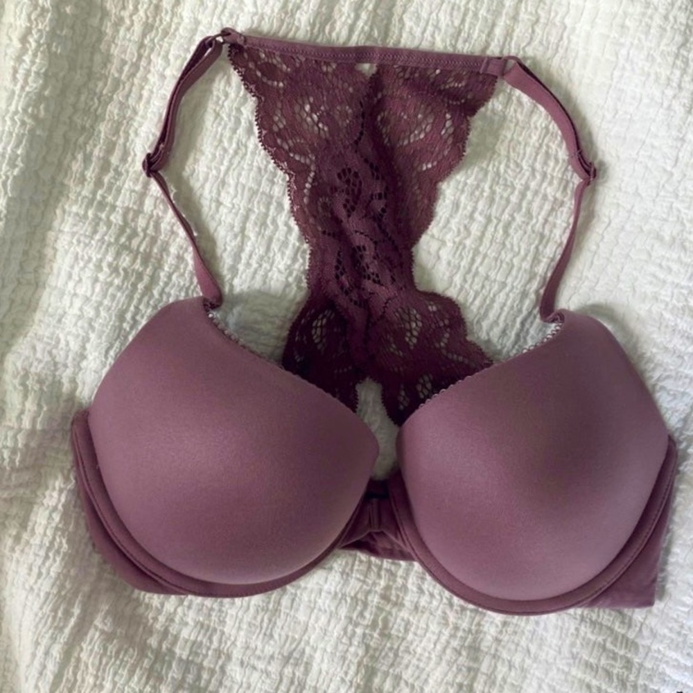 Victoria’s Secret body racerback bra